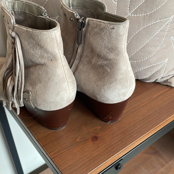 Sam Edelman Suede bootie, size 7, taupe, 2 in boot heel, fringe detail. - Picture 2 of 9
